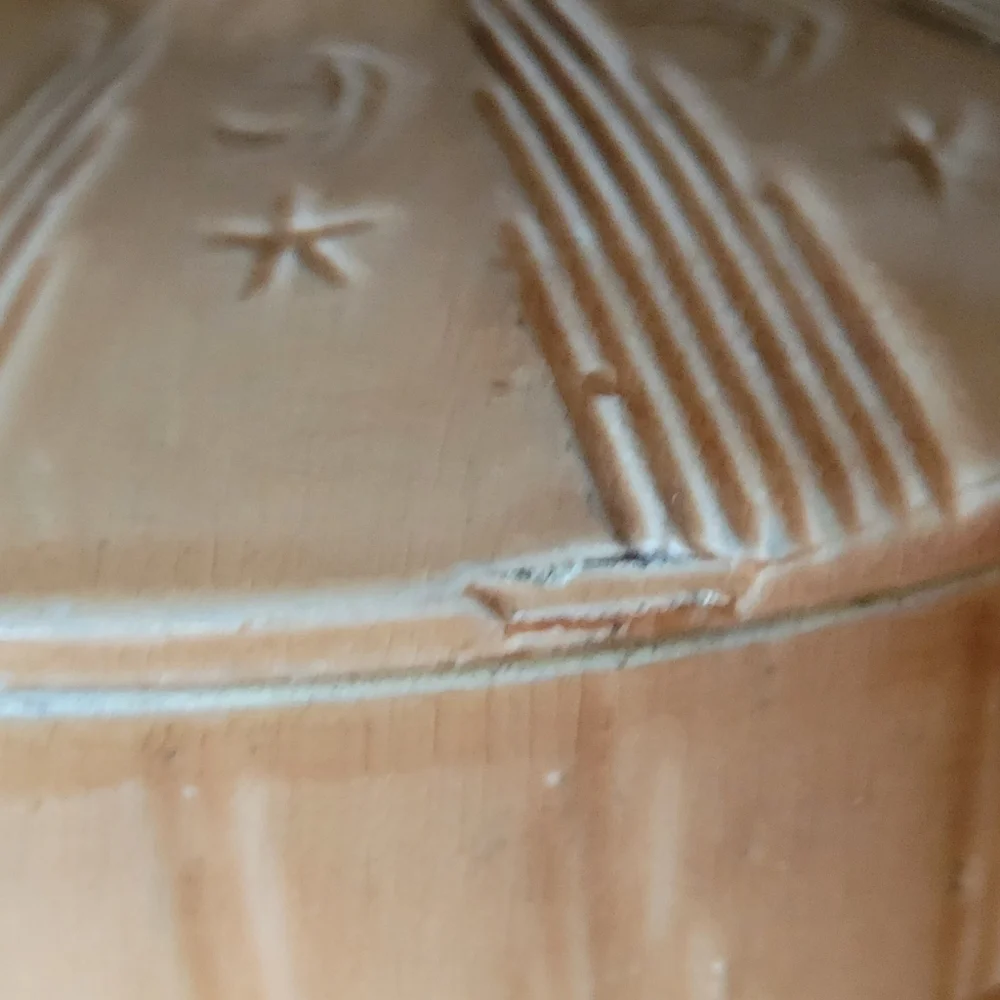 Watt Pottery Casserole Dish - “Stars And Moon” 9